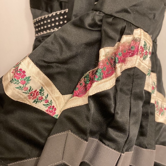 Beautiful Cynthia Rowley ribbon dress - Picture 8 of 10